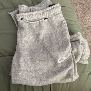 COPY - Nike Grey Joggers Size : M
